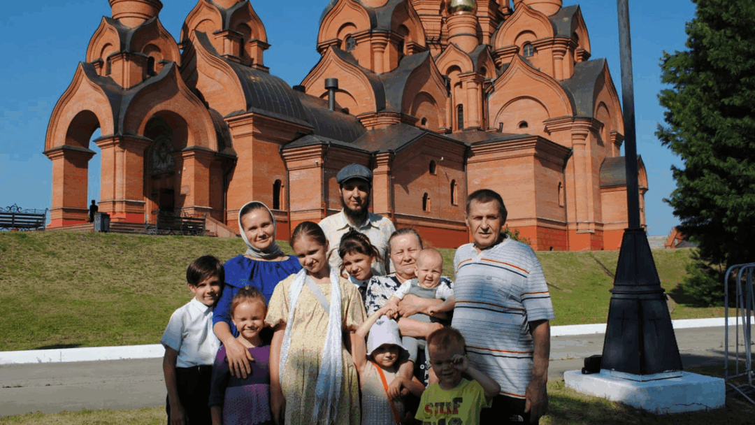 Диакон Даниил Булычев принял участие в Божественной литургии в Троицком соборе Свято-Троицкой Сергиевой Лавры